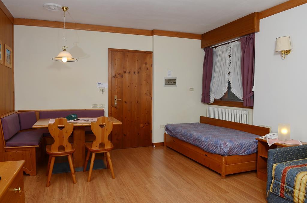 Ski Residence Сан-Мартино-ди-Кастроцца Экстерьер фото